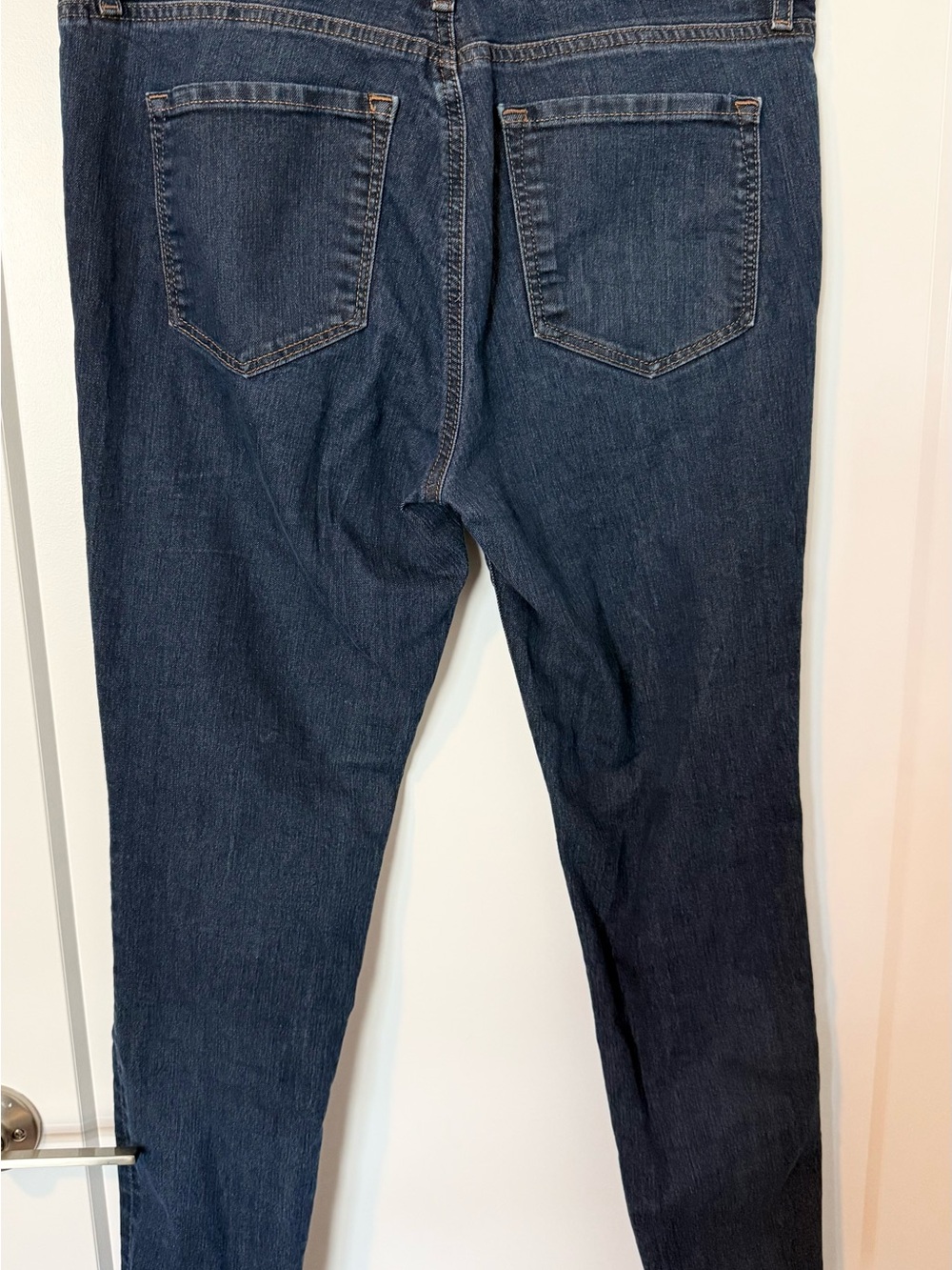 JEANS| LOFT| Made & Loved Skinny Jeans Dark Wash Size 10/30 - Picture 5 of 7